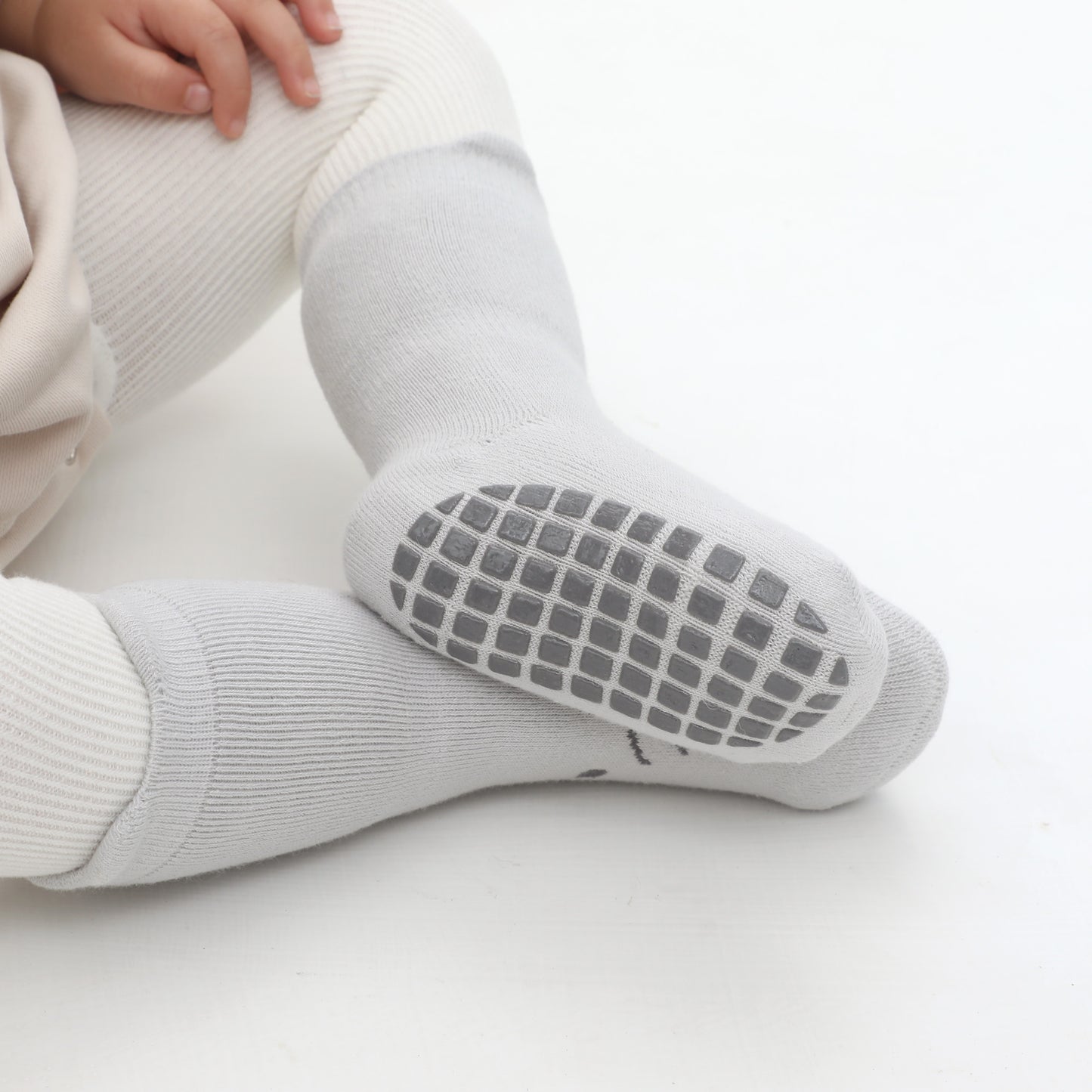 Into The Wild II- Extra Warm- 4 pares de calcetines no deslizantes para bebés y niños pequeños