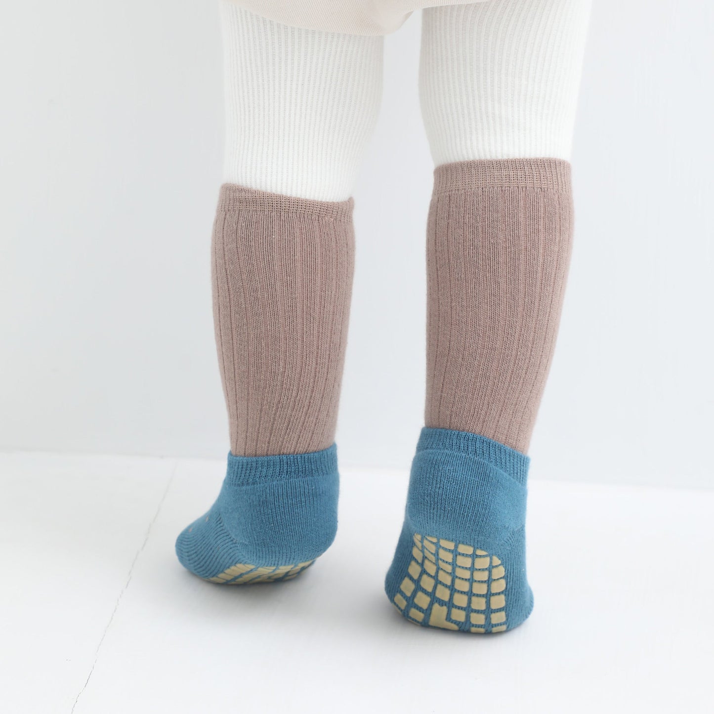 Warm Paws - 4 Pares de calcetines antideslizantes para bebés y niños pequeños