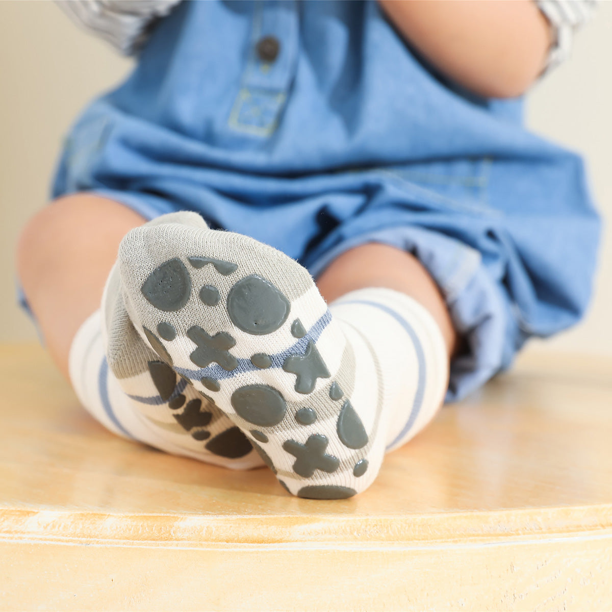 Tic Tac Toe - 5 Pairs of Stay-On Baby & Toddler Non-Slip Socks