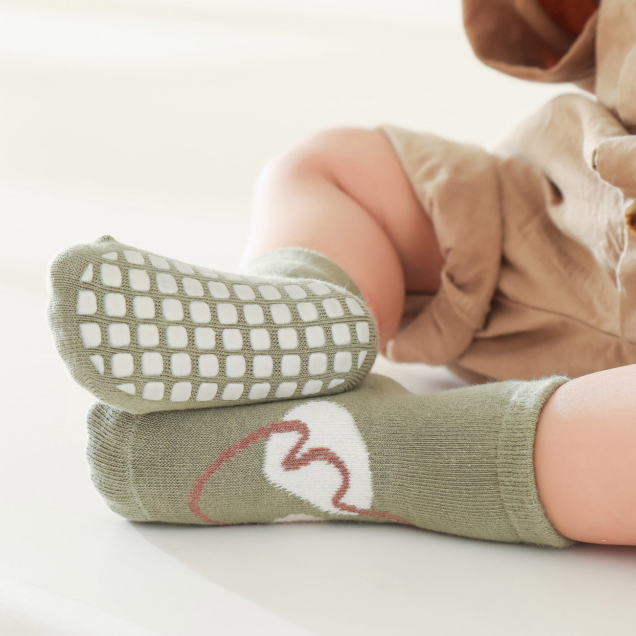 The Countryside- 4 Pairs of Stay-On Baby & Toddler Non-Slip Socks